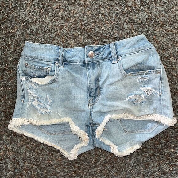 EXCELLENT DISTRESSED CONDITION SIZE 8 AMERICAN EAGLE STRETCH SHORTIE SHORTS - Picture 2 of 7